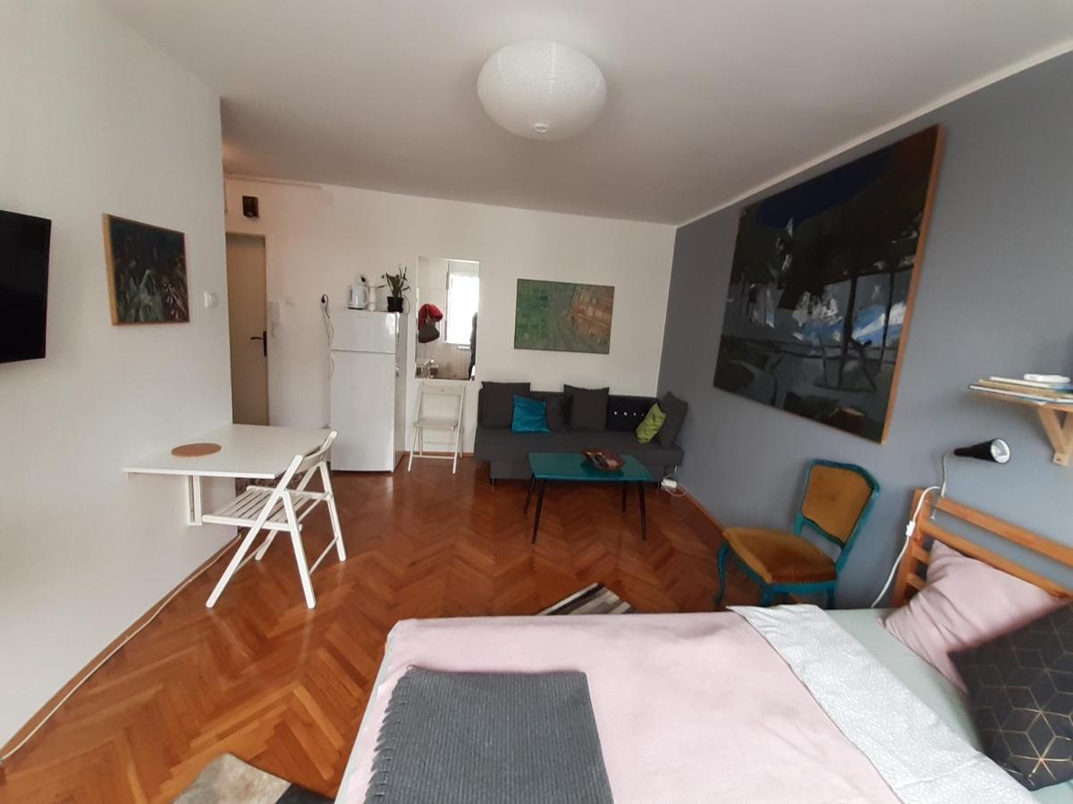 Atelier 22 Apartman *